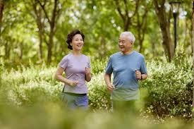 曼联官方：将采取措施提高财务可持续性，预计裁员150-200人