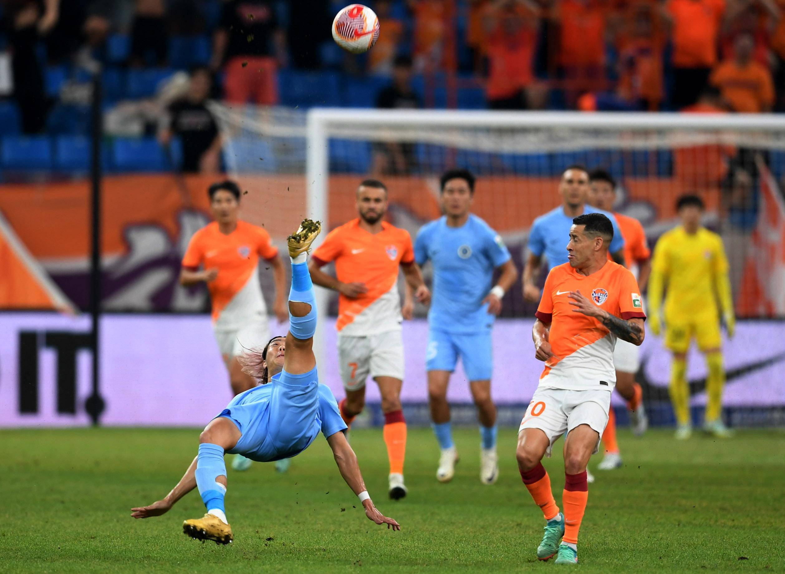 士有着相对 士有着相对